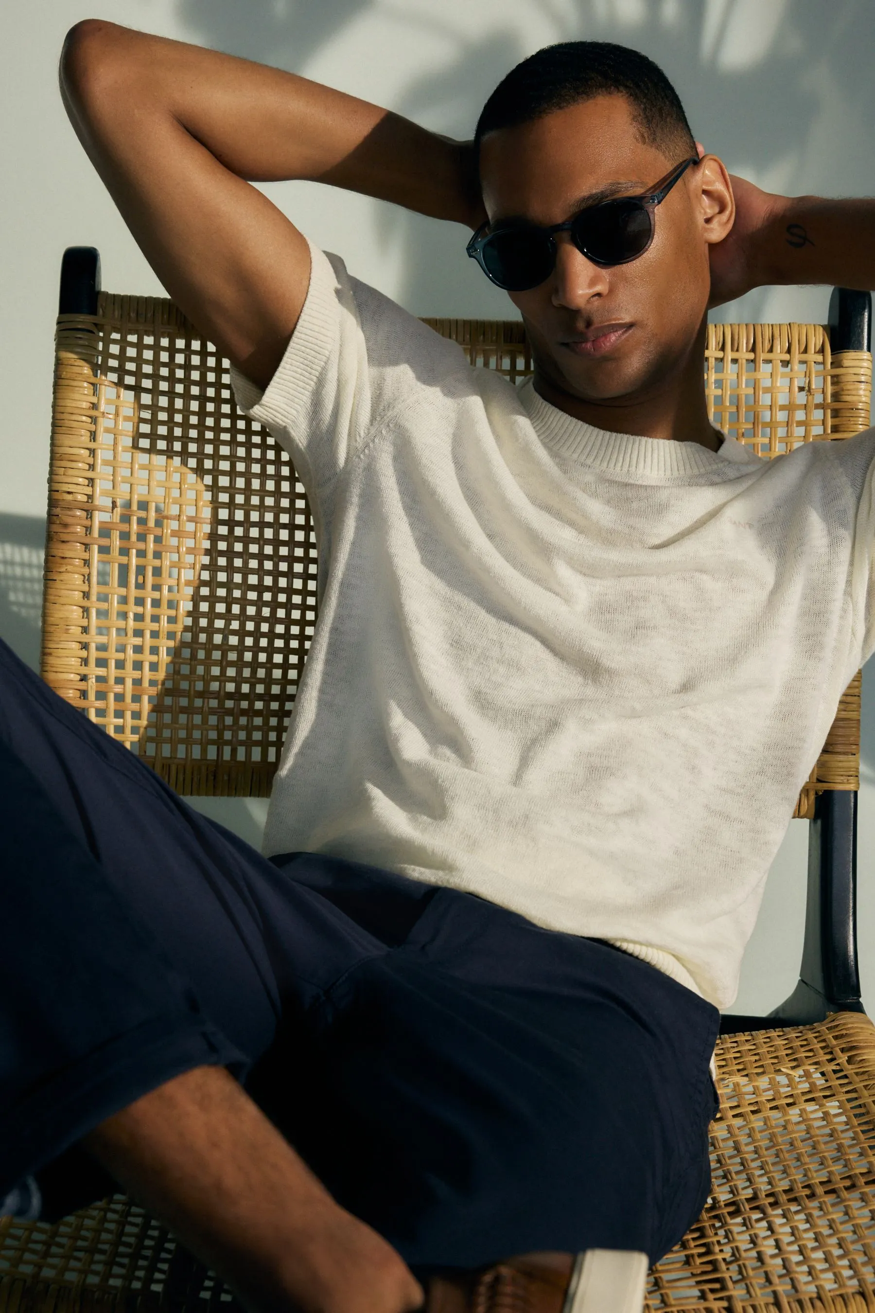 GANT - T-shirt lavorata a maglia in lino e cotone