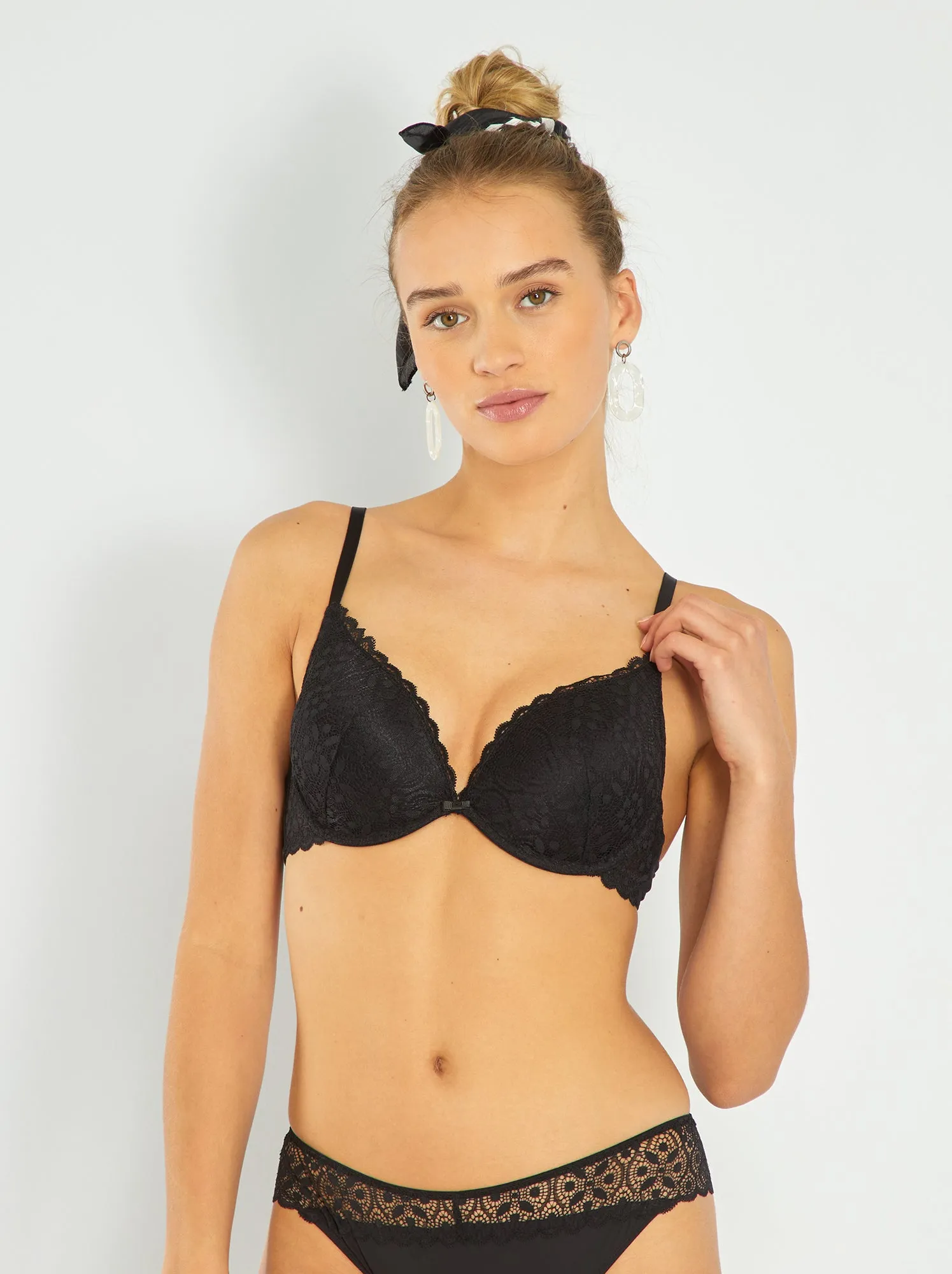 Reggiseno push-up pizzo - Nero