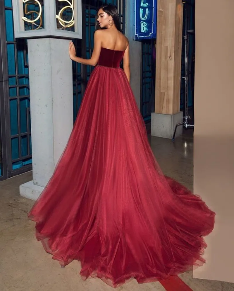 Semplici abiti da ballo lunghi bordeaux Sweetheart senza maniche in tulle Aline Abiti da sera con apertura sul retro Velluto Top