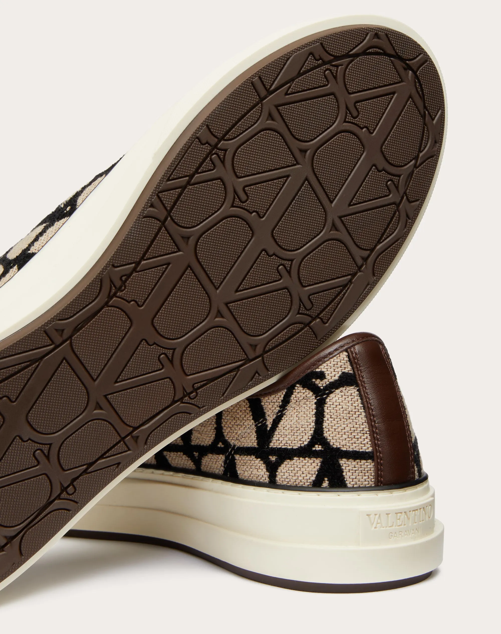 SNEAKER LOW-TOP TOTALOOP IN TOILE ICONOGRAPHE
